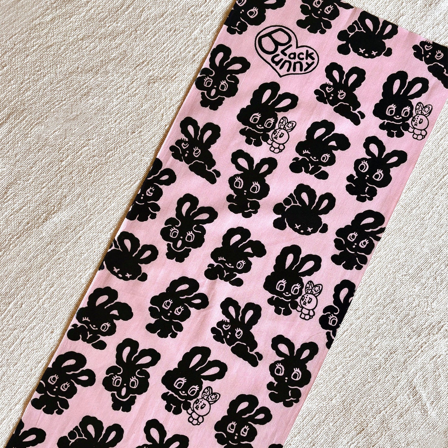 BLACK BUNNY Tenugui
